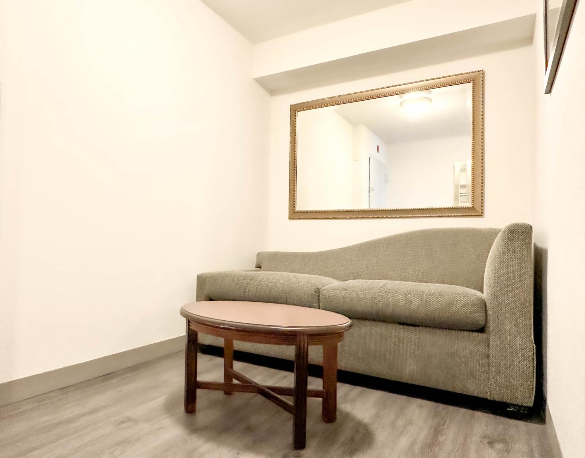 Comfort Inn & Suites Kissimmee By The Parks Four Corners Экстерьер фото